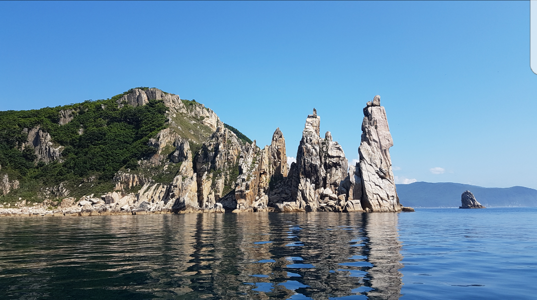 Приморск приморский край. Мыс Лапласа. Мыс Лапласа Приморский. Мыс Анна Приморский край. Мыс Анна Владивосток.